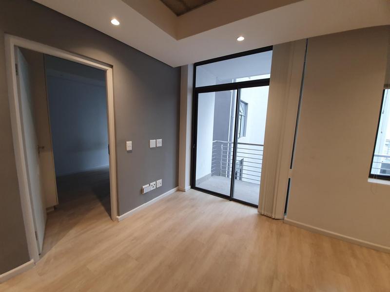 1 Bedroom Property for Sale in Woodstock Western Cape